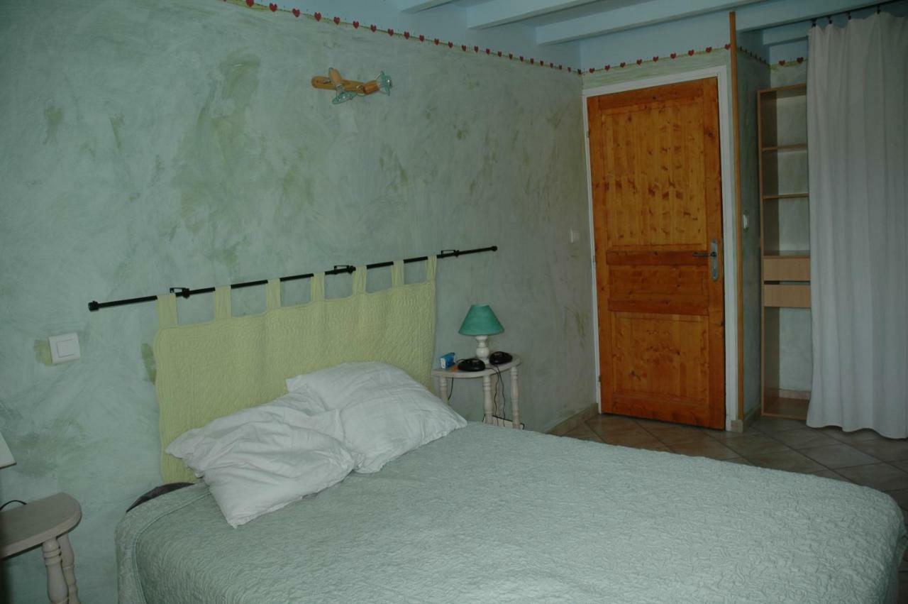 Le Bellaton Villa Ambronay Exterior photo
